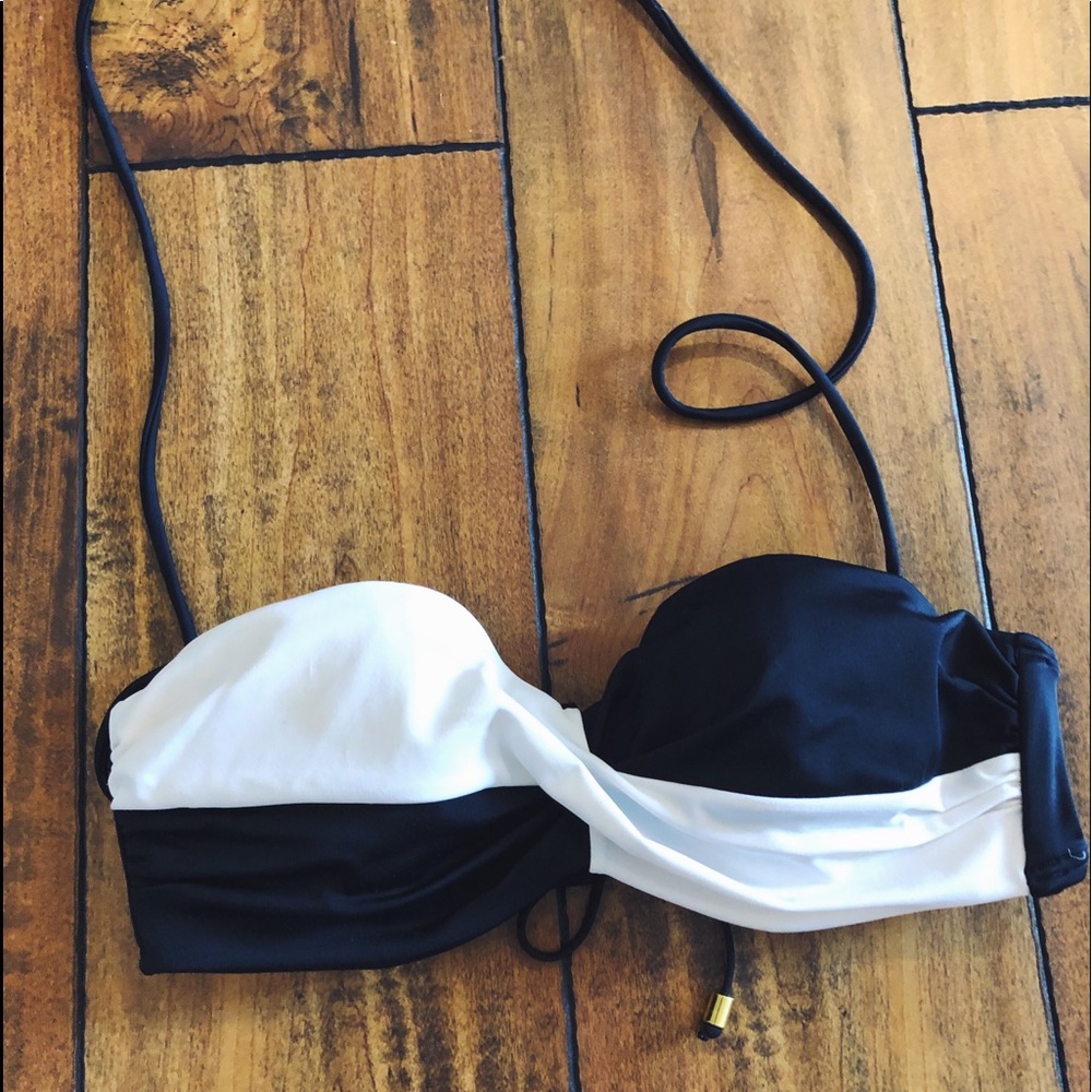Black and white swim top